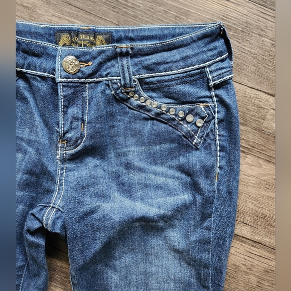 VO Jeans Diamond Studded Bermuda Shorts - Picture 3 of 5